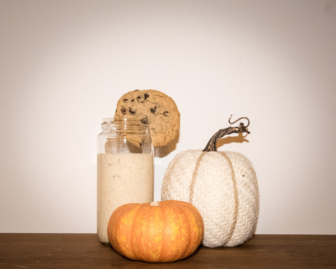 Oatmeal Cookie Protein Shake with Pumpkin Decor